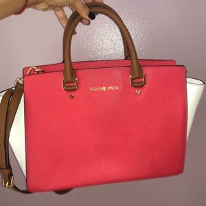 Michael Kors Crossbody Purse